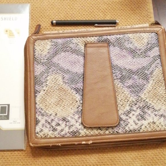 🖋 📱 IPad 2&3 case, NWTscreen protector + stylys - Picture 2 of 6